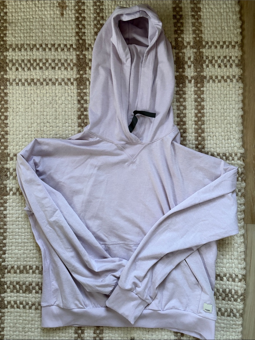 Vuori Halo Modern Pullover Hoodie in Lilac Breeze
